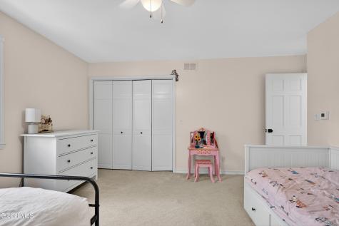 267 Bender Lane Glenmont NY 12077