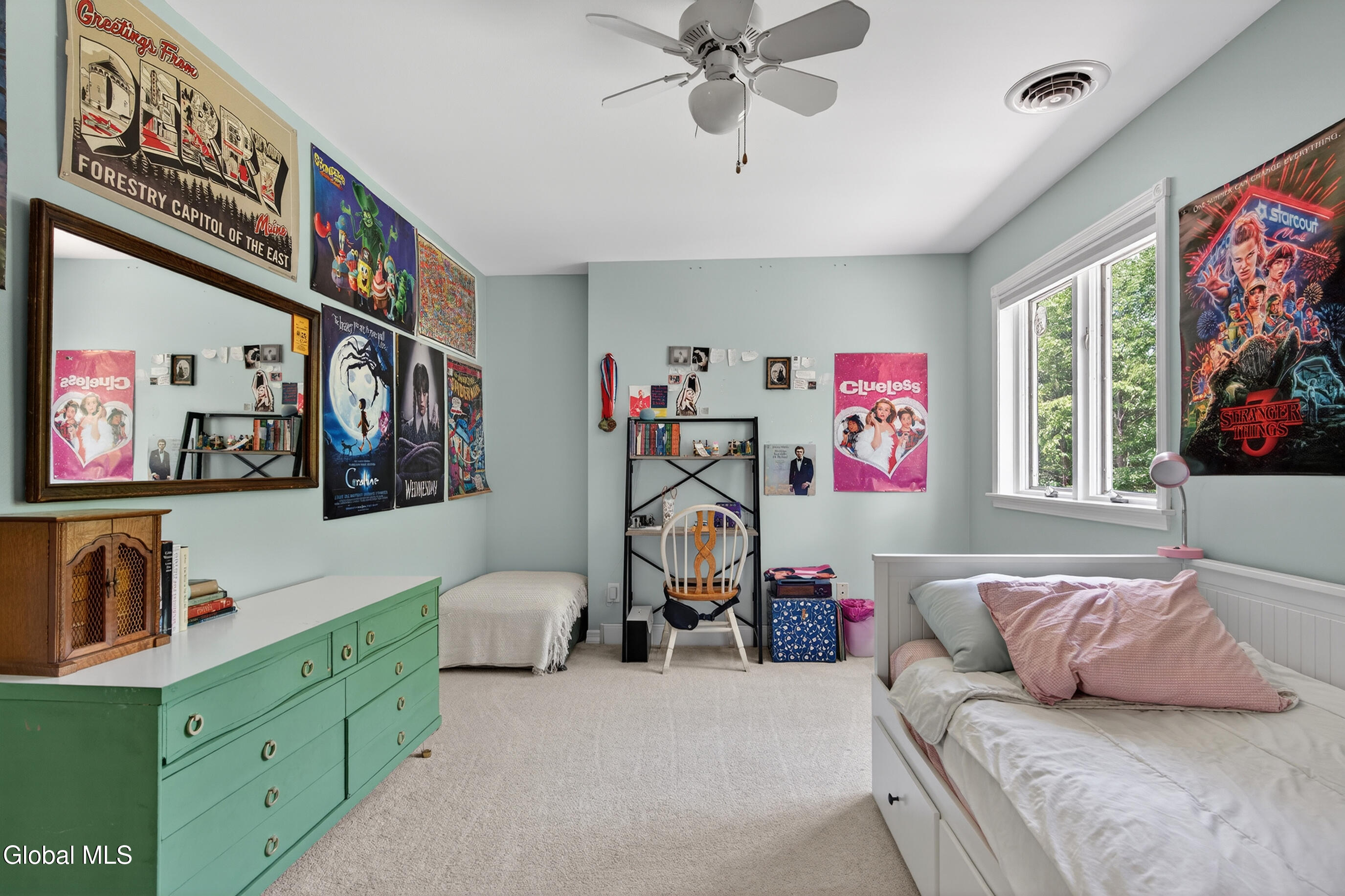 267 Bender Lane Glenmont NY 12077