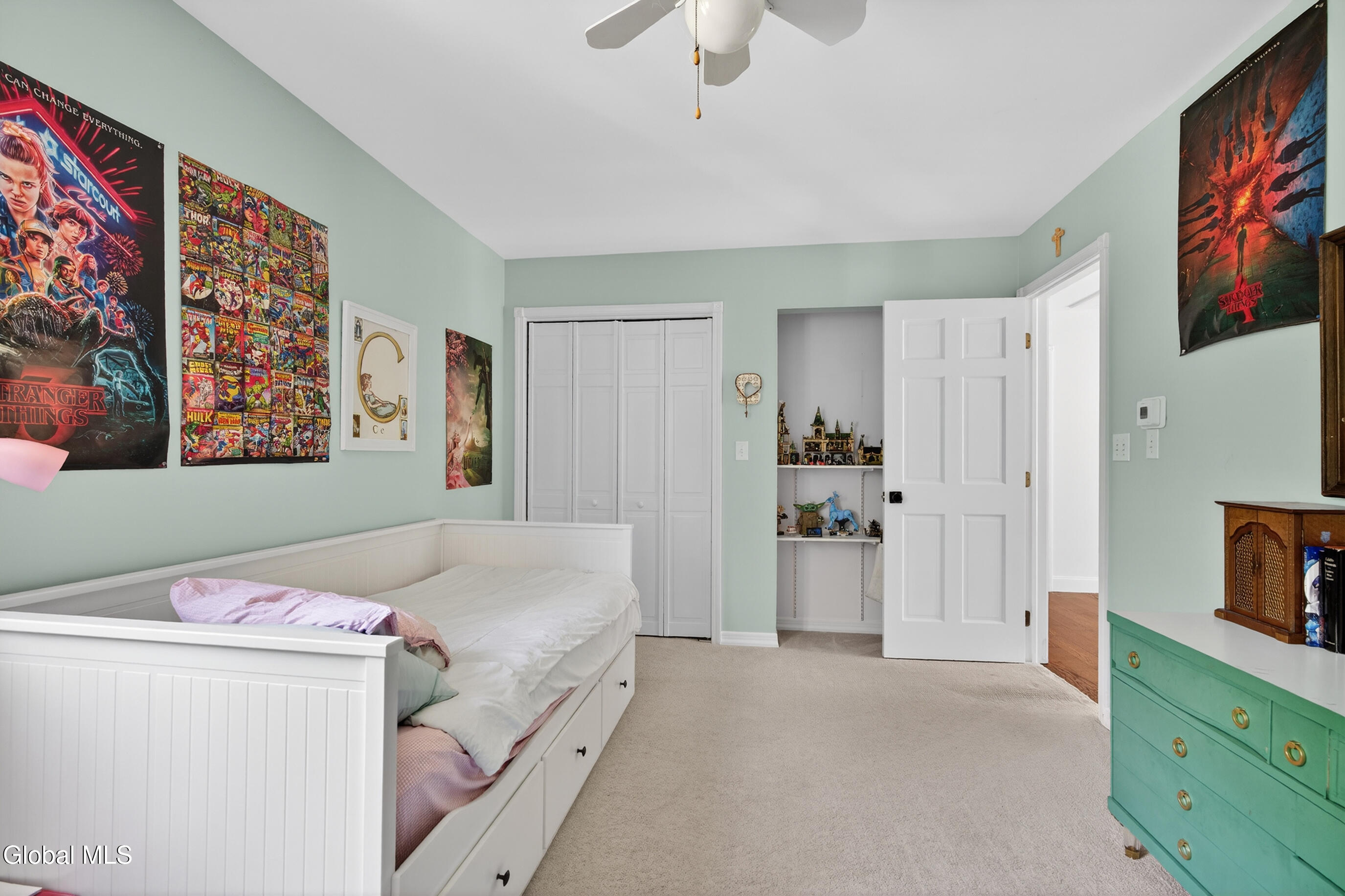 267 Bender Lane Glenmont NY 12077