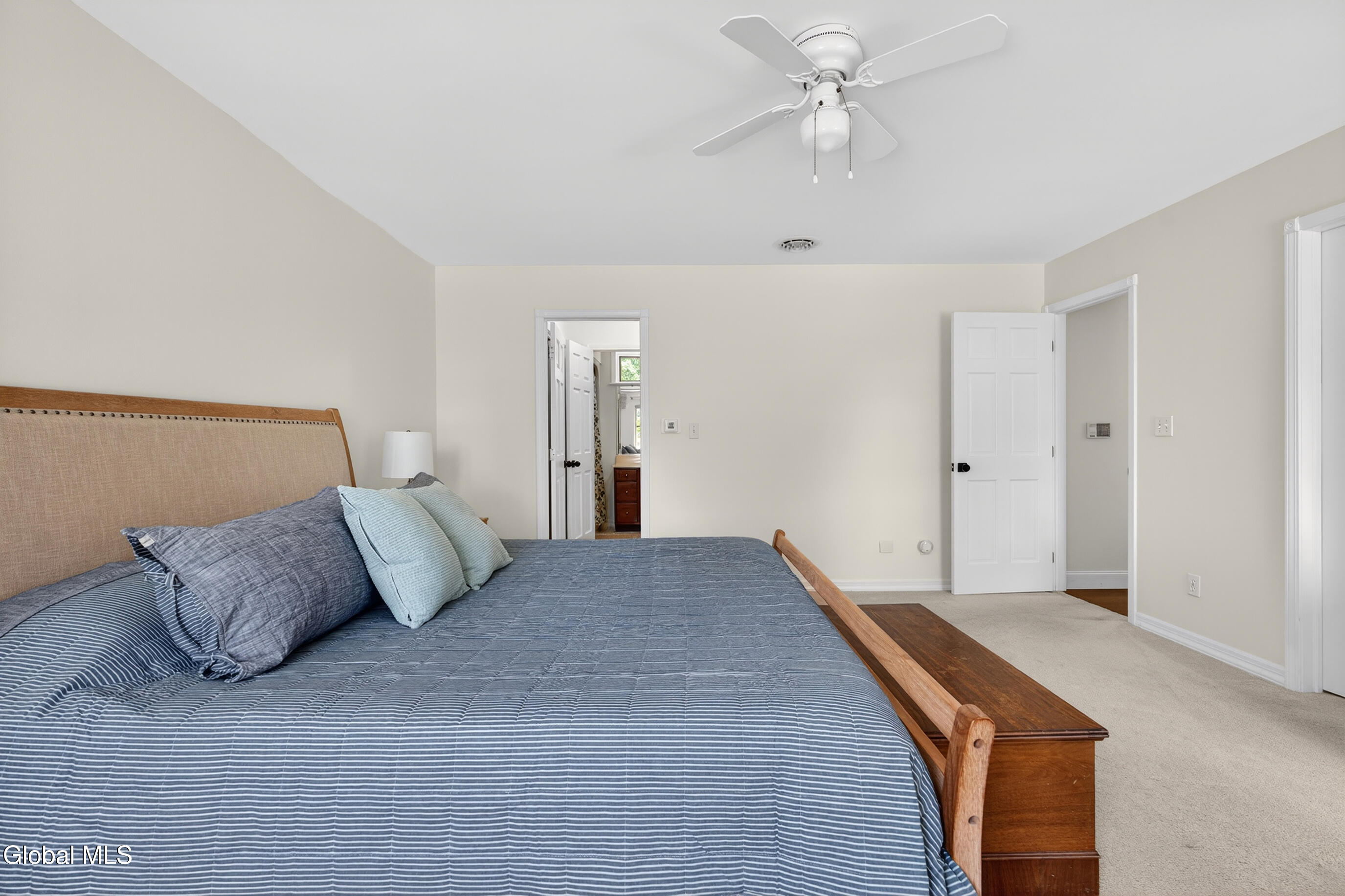 267 Bender Lane Glenmont NY 12077
