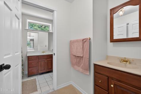 267 Bender Lane Glenmont NY 12077