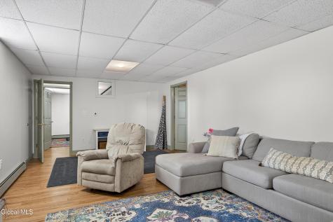 267 Bender Lane Glenmont NY 12077