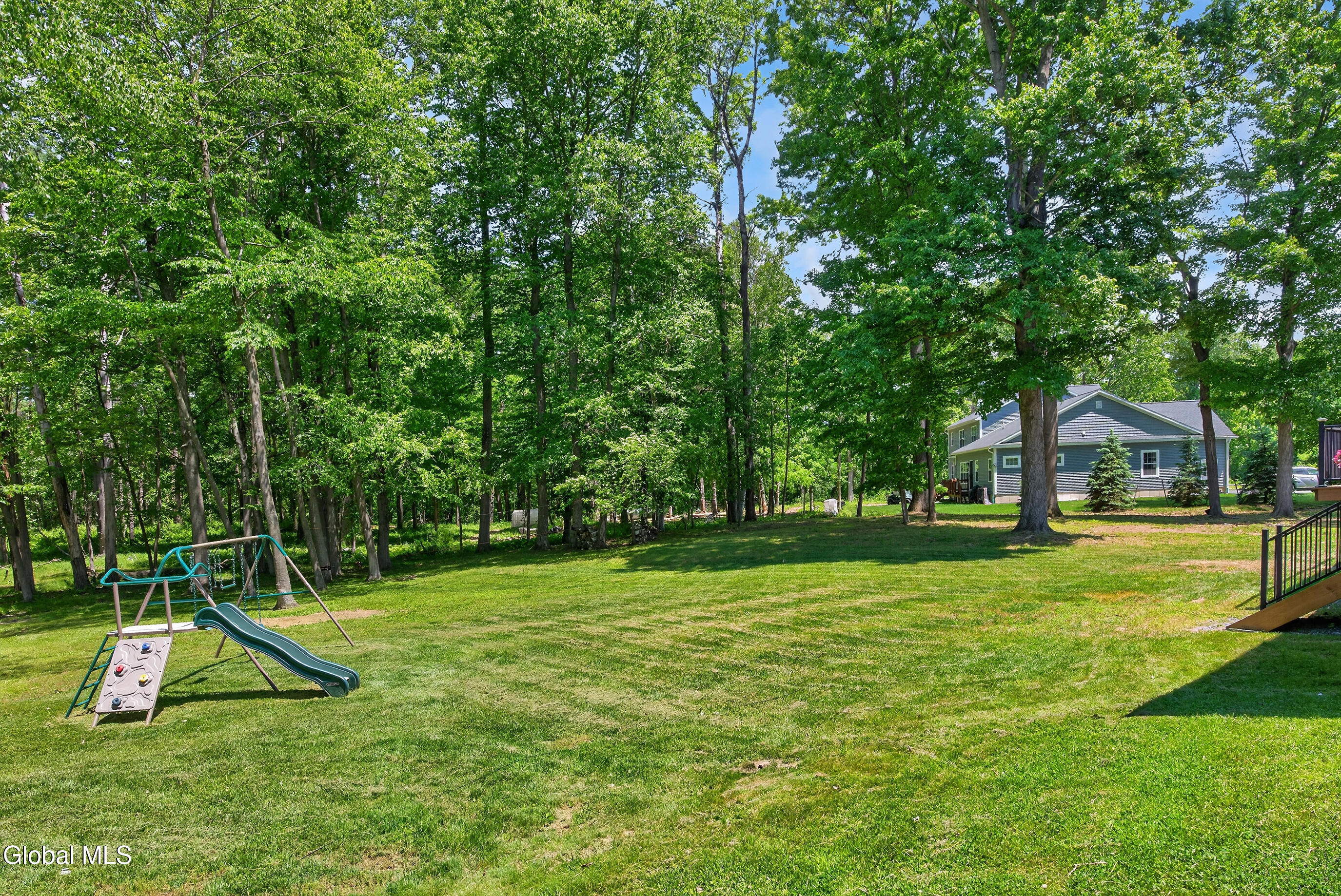 267 Bender Lane Glenmont NY 12077