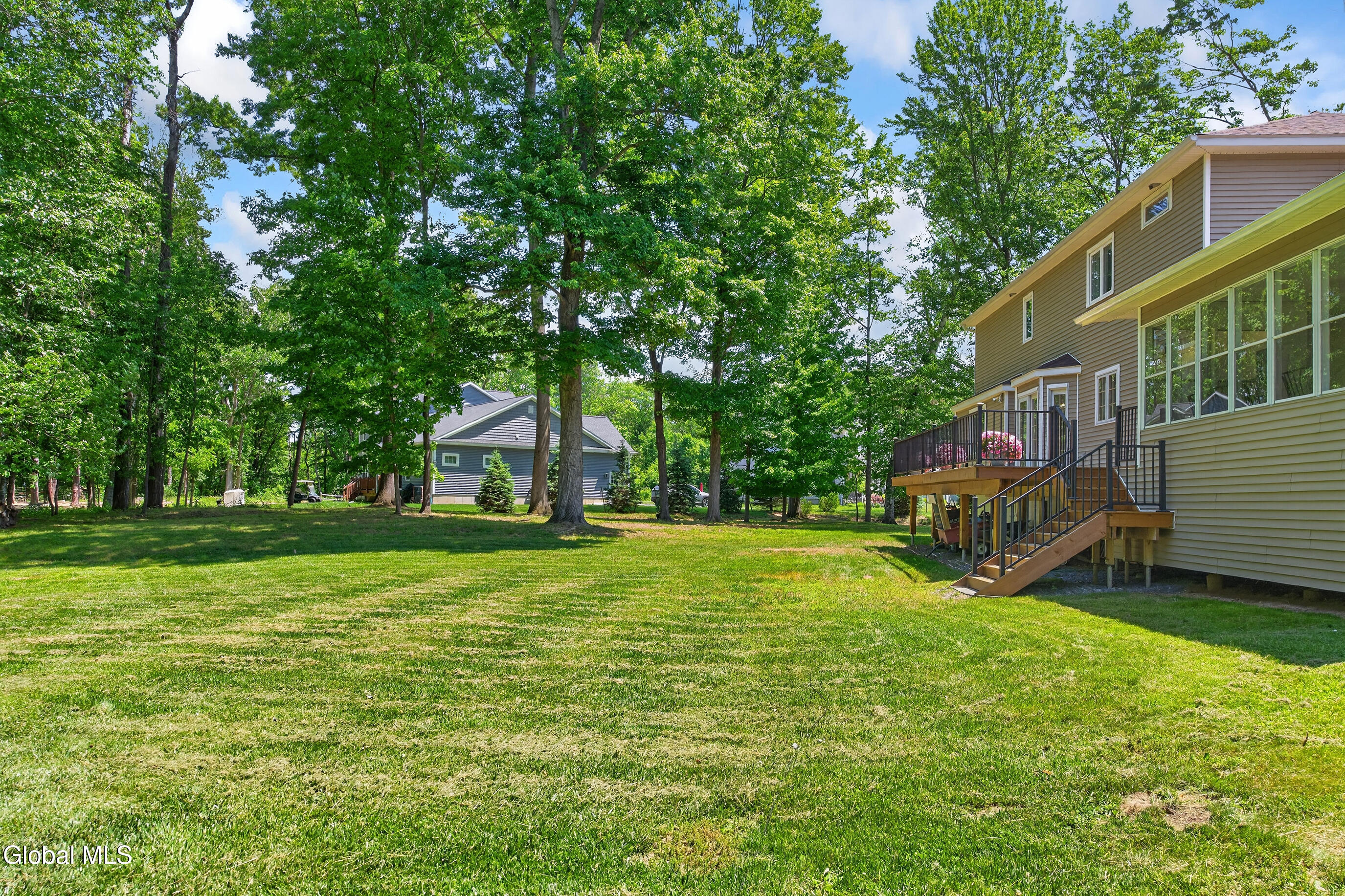 267 Bender Lane Glenmont NY 12077