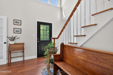 267 Bender Lane Glenmont NY 12077