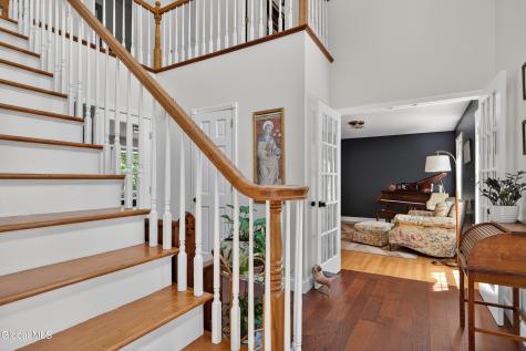 267 Bender Lane Glenmont NY 12077