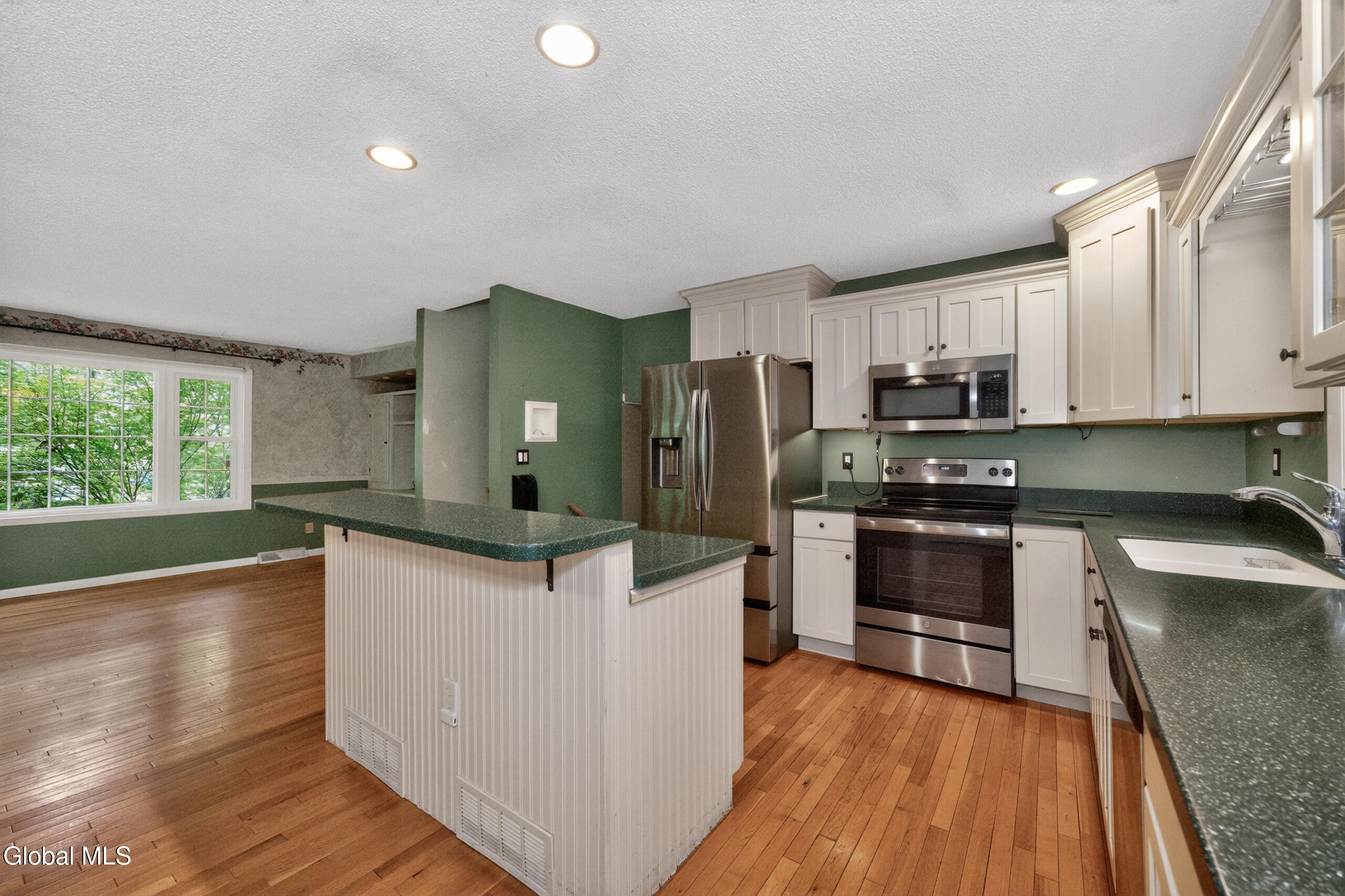 42 Wineberry Lane Malta NY 12020