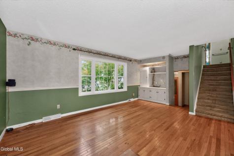 42 Wineberry Lane Malta NY 12020