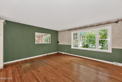 42 Wineberry Lane Malta NY 12020
