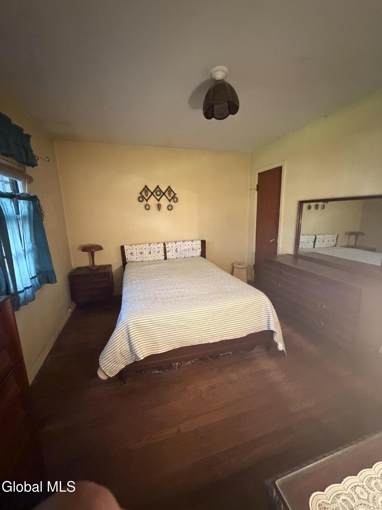 1062 6th Street Schenectady NY 12303