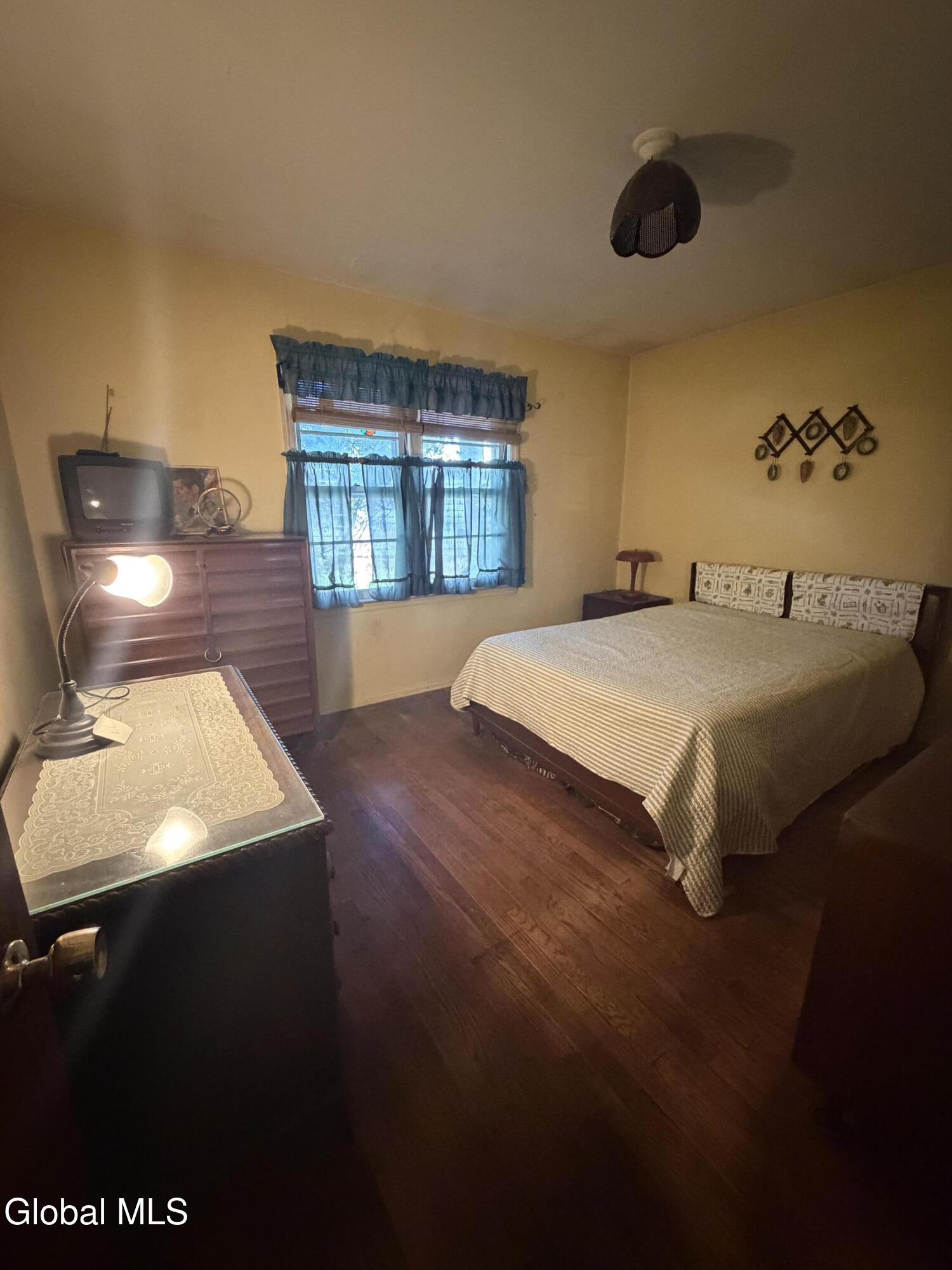 1062 6th Street Schenectady NY 12303