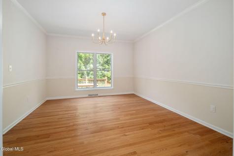 26 Reynolds Court Delmar NY 12054