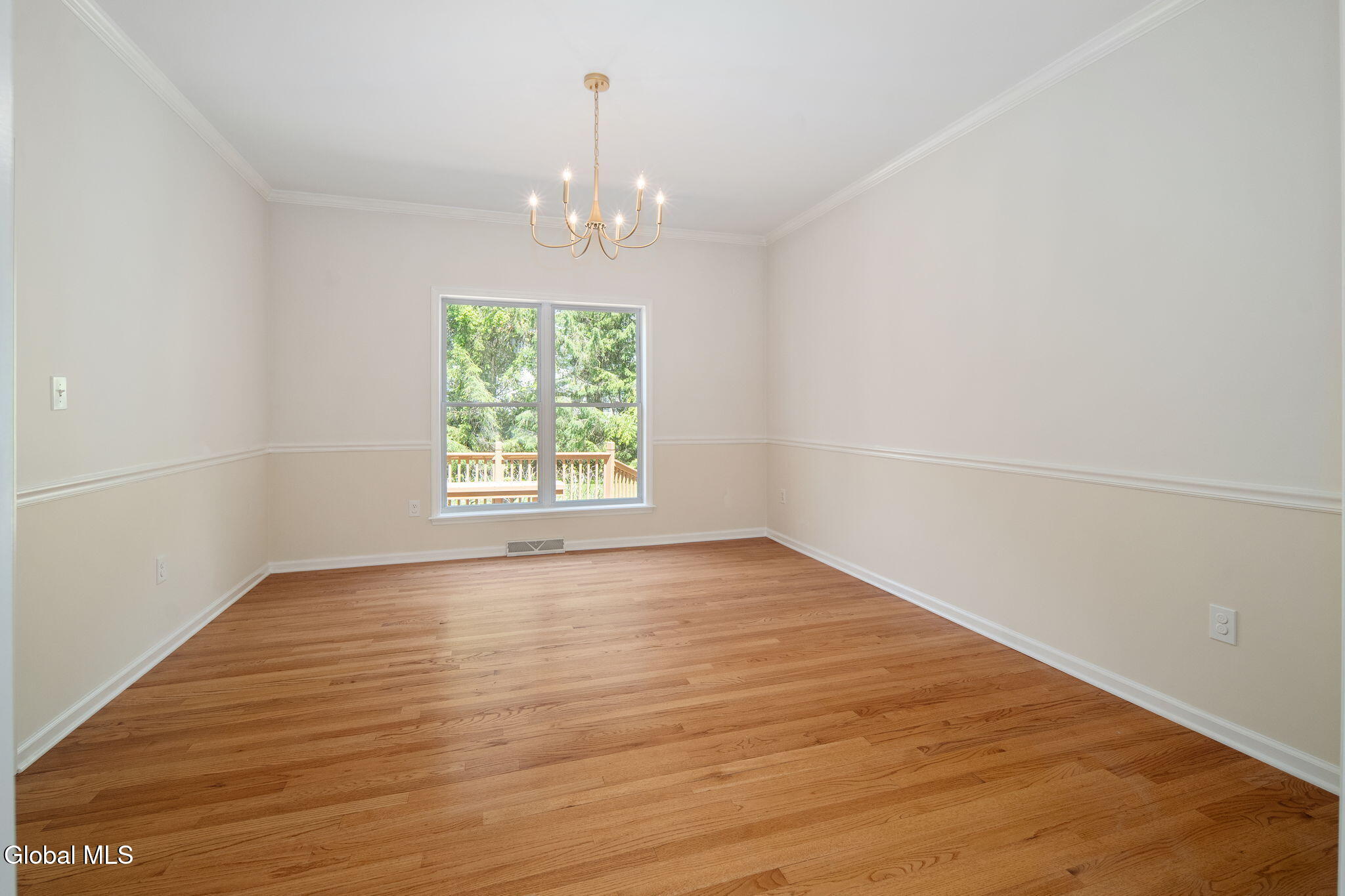 26 Reynolds Court Delmar NY 12054