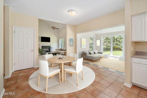 26 Reynolds Court Delmar NY 12054