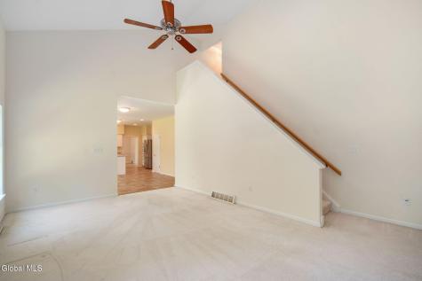 26 Reynolds Court Delmar NY 12054