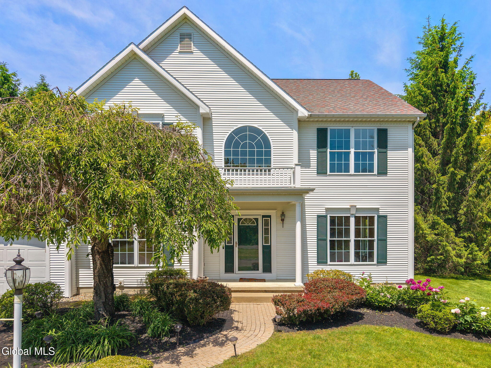 26 Reynolds Court Delmar NY 12054
