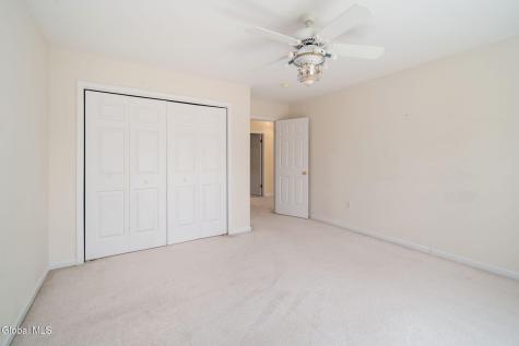 26 Reynolds Court Delmar NY 12054