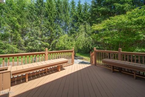 26 Reynolds Court Delmar NY 12054