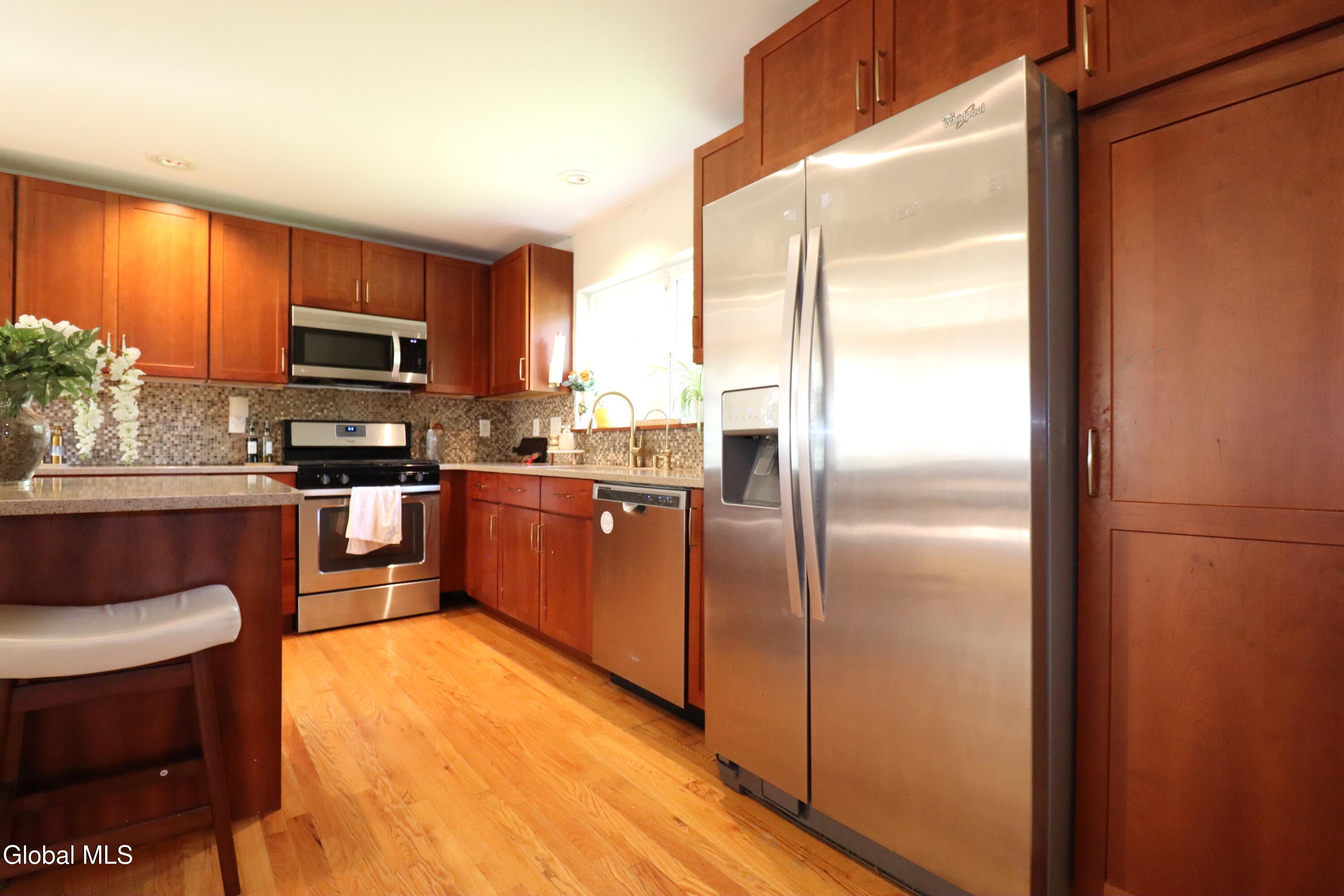 532 Font Grove Road Slingerlands NY 12159