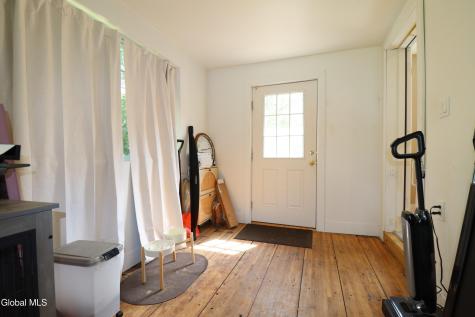 532 Font Grove Road Slingerlands NY 12159