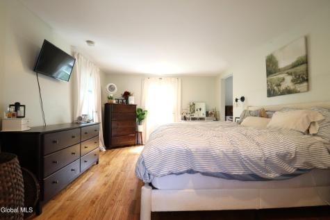 532 Font Grove Road Slingerlands NY 12159