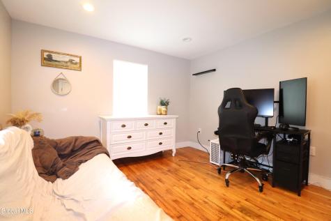 532 Font Grove Road Slingerlands NY 12159
