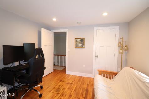 532 Font Grove Road Slingerlands NY 12159