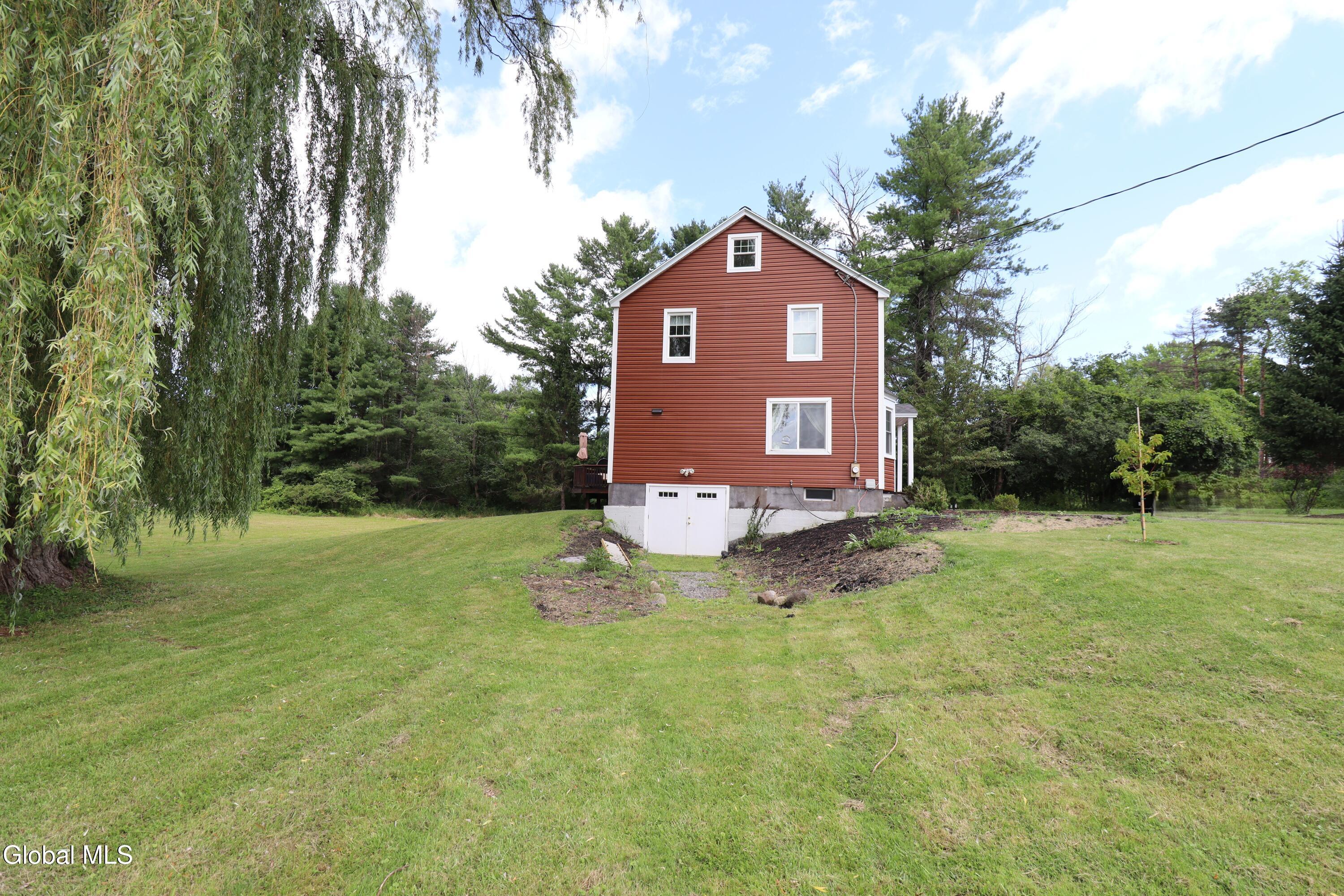 532 Font Grove Road Slingerlands NY 12159