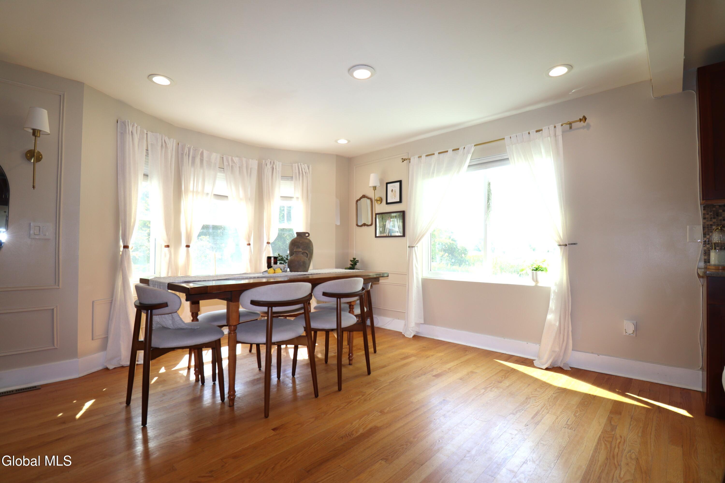 532 Font Grove Road Slingerlands NY 12159