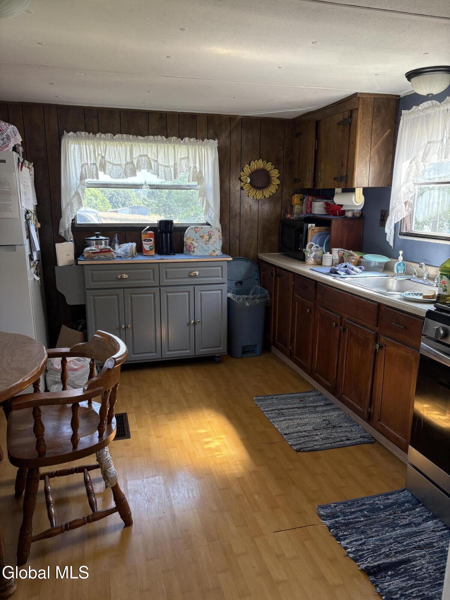 29 Nellis Street Nelliston NY 13428