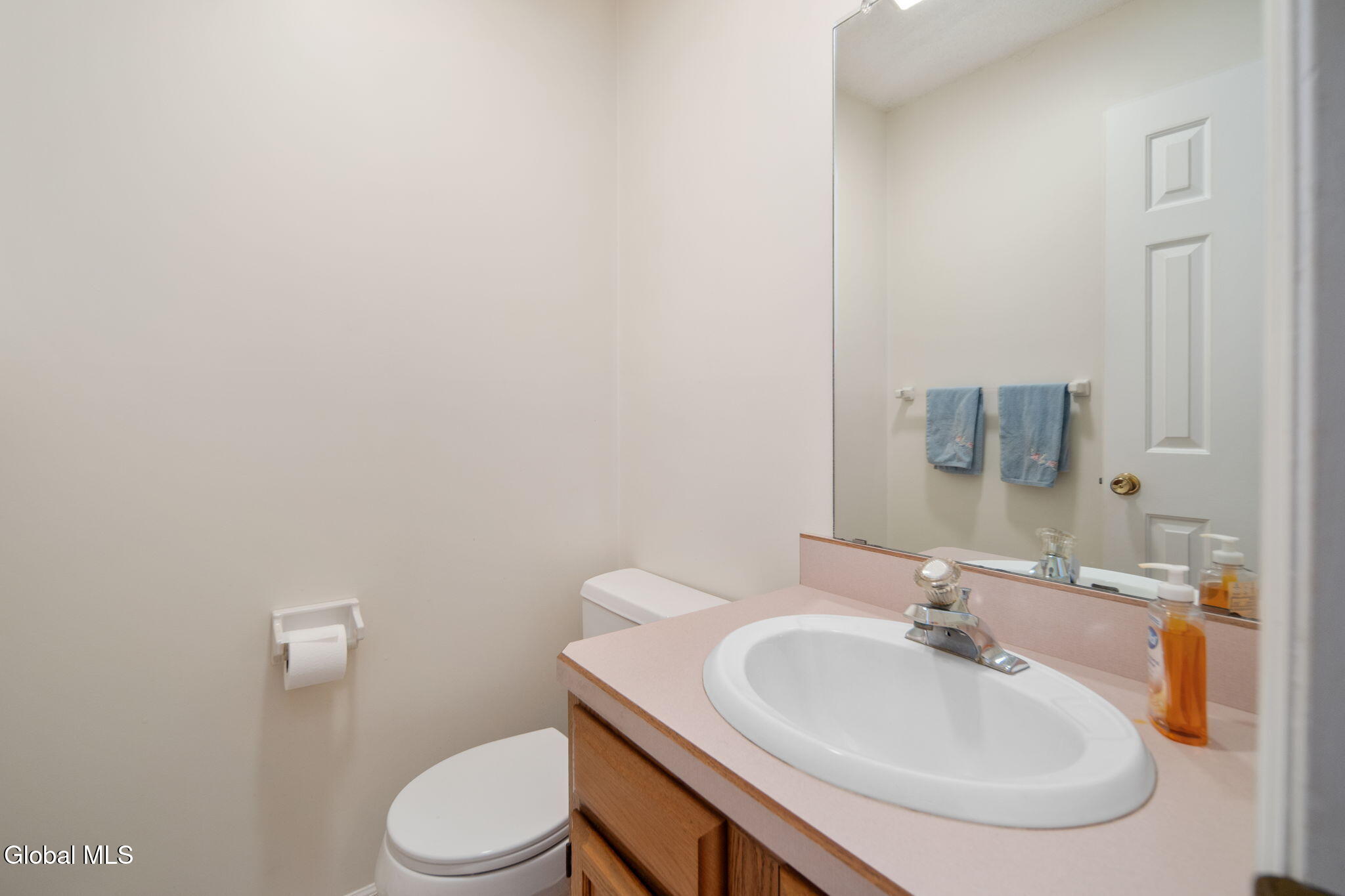 26 Upper Wedgewood Lane Voorheesville NY 12186