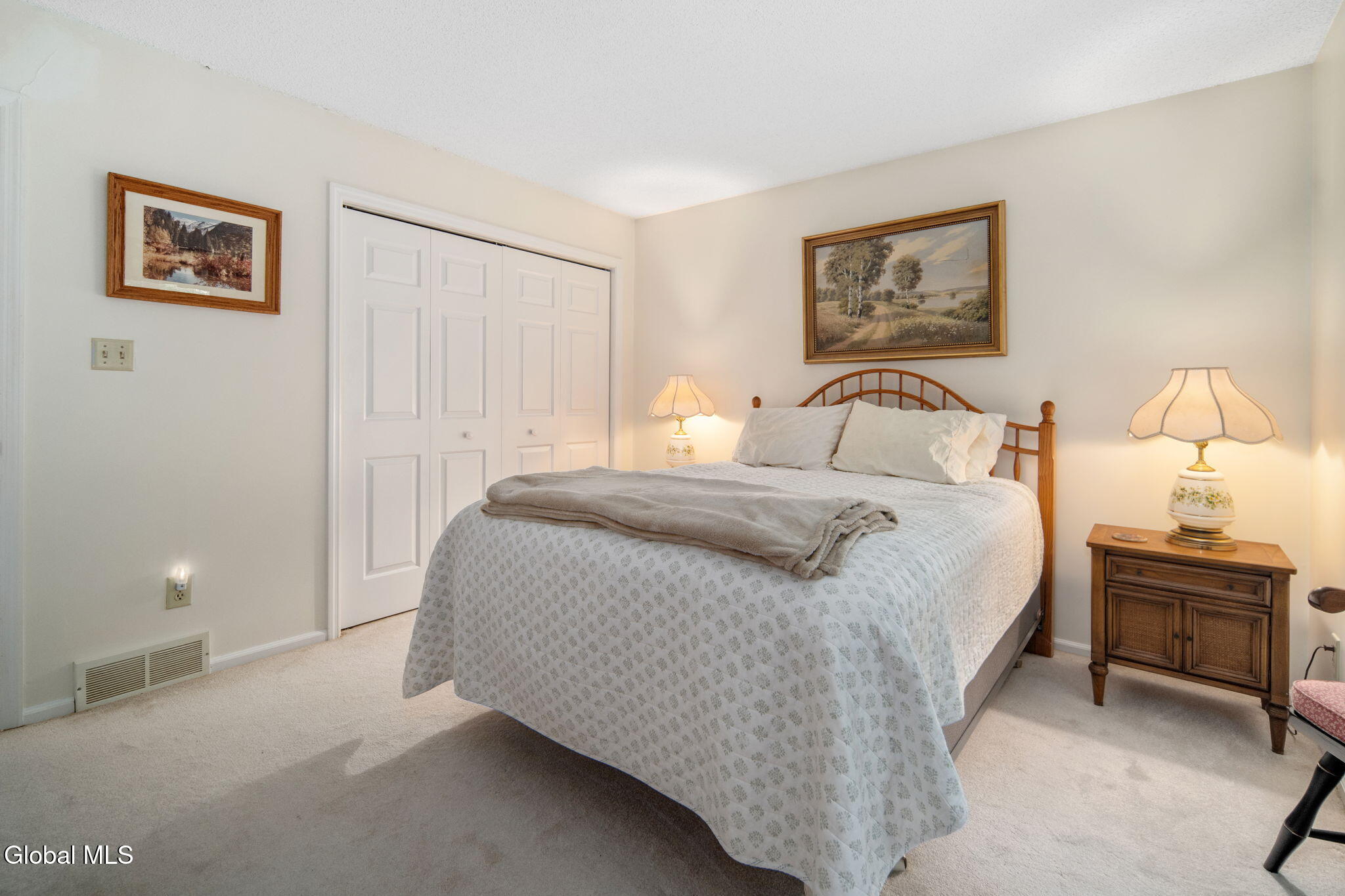 26 Upper Wedgewood Lane Voorheesville NY 12186