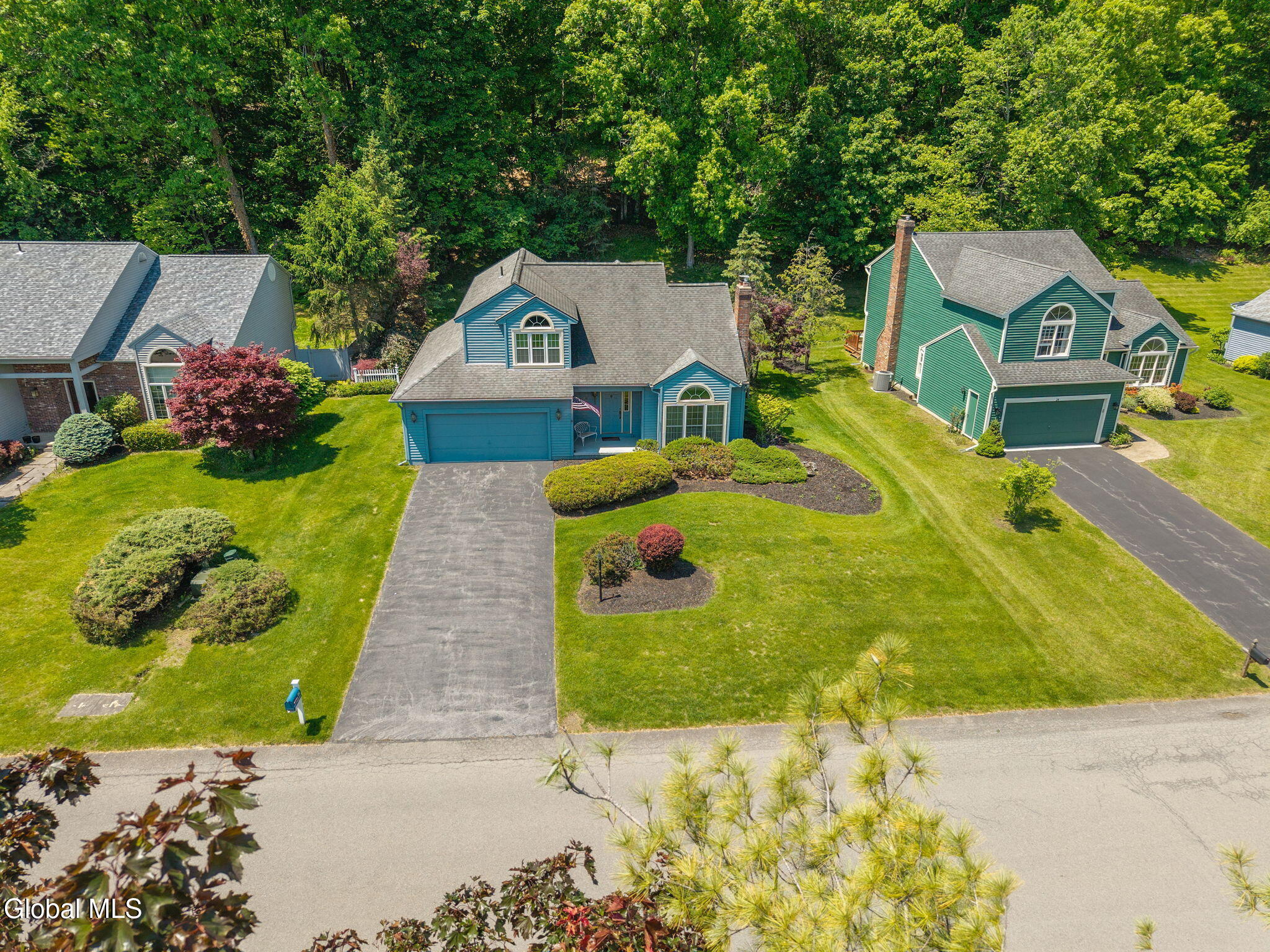 26 Upper Wedgewood Lane Voorheesville NY 12186