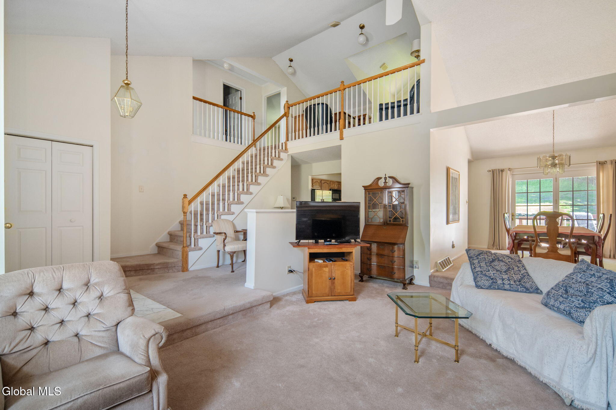 26 Upper Wedgewood Lane Voorheesville NY 12186