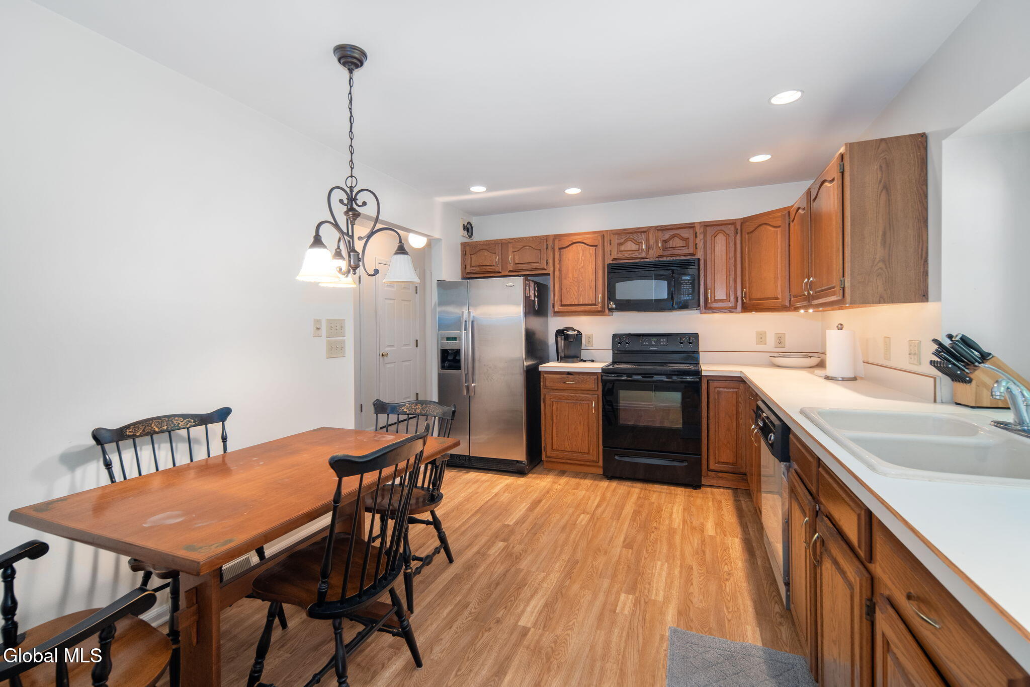 26 Upper Wedgewood Lane Voorheesville NY 12186