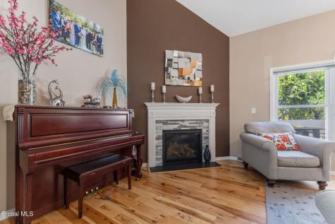 53 Michelle Drive Clifton Park NY 12065