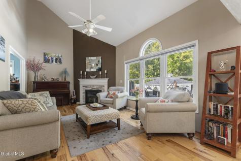 53 Michelle Drive Clifton Park NY 12065