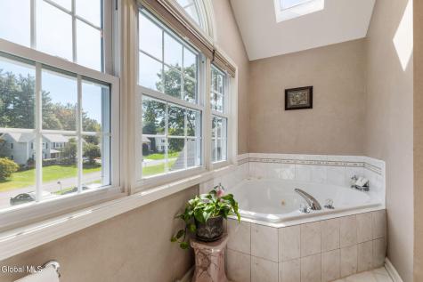 53 Michelle Drive Clifton Park NY 12065