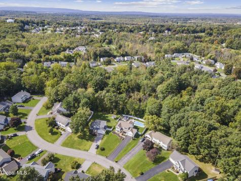 53 Michelle Drive Clifton Park NY 12065