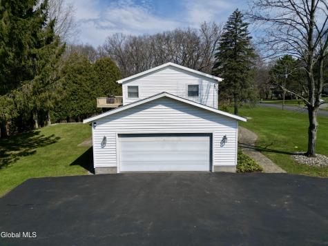 48 Grissom Drive Clifton Park NY 12065