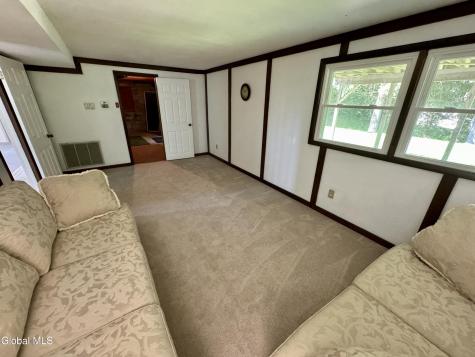 48 Grissom Drive Clifton Park NY 12065