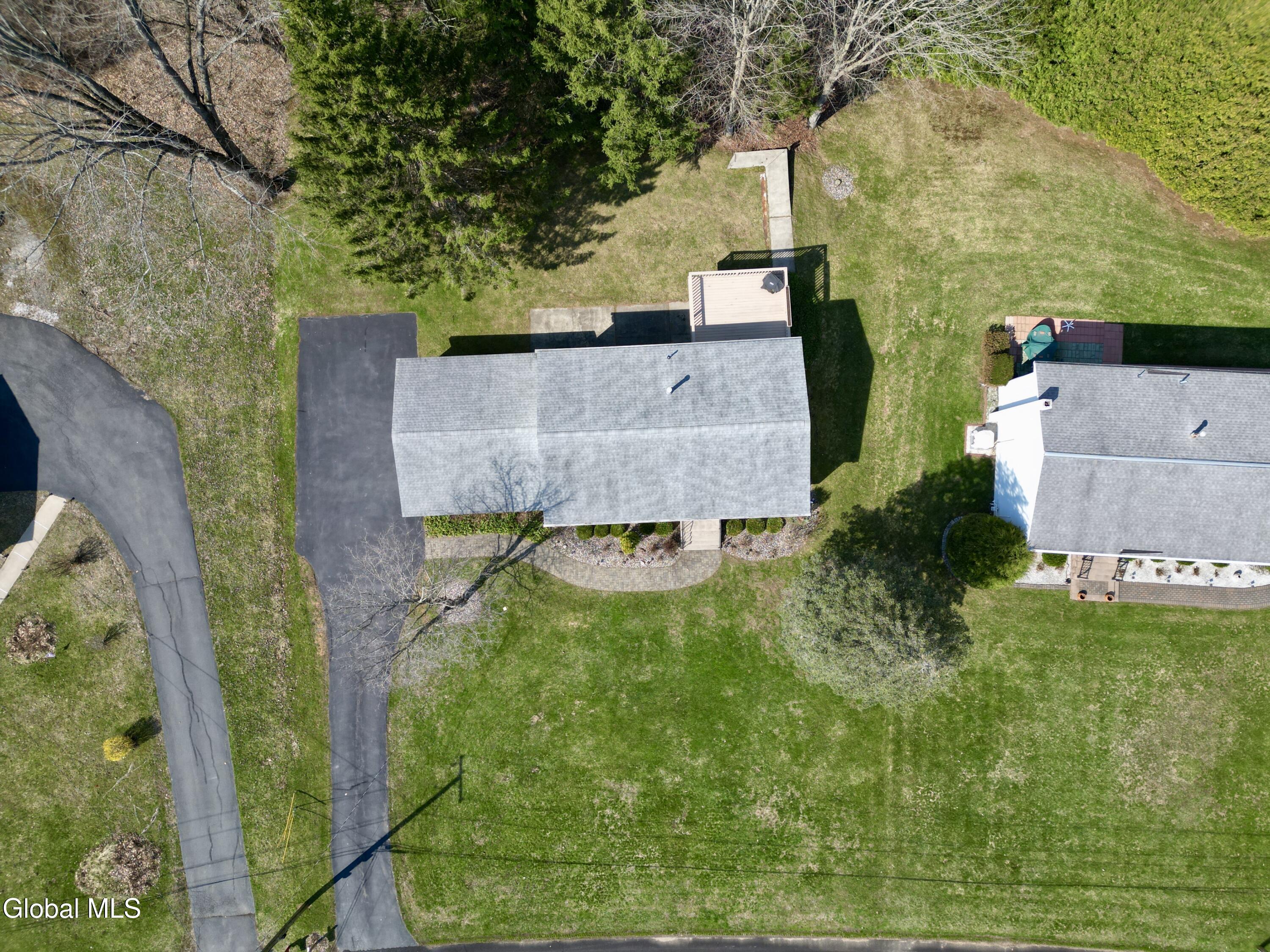 48 Grissom Drive Clifton Park NY 12065