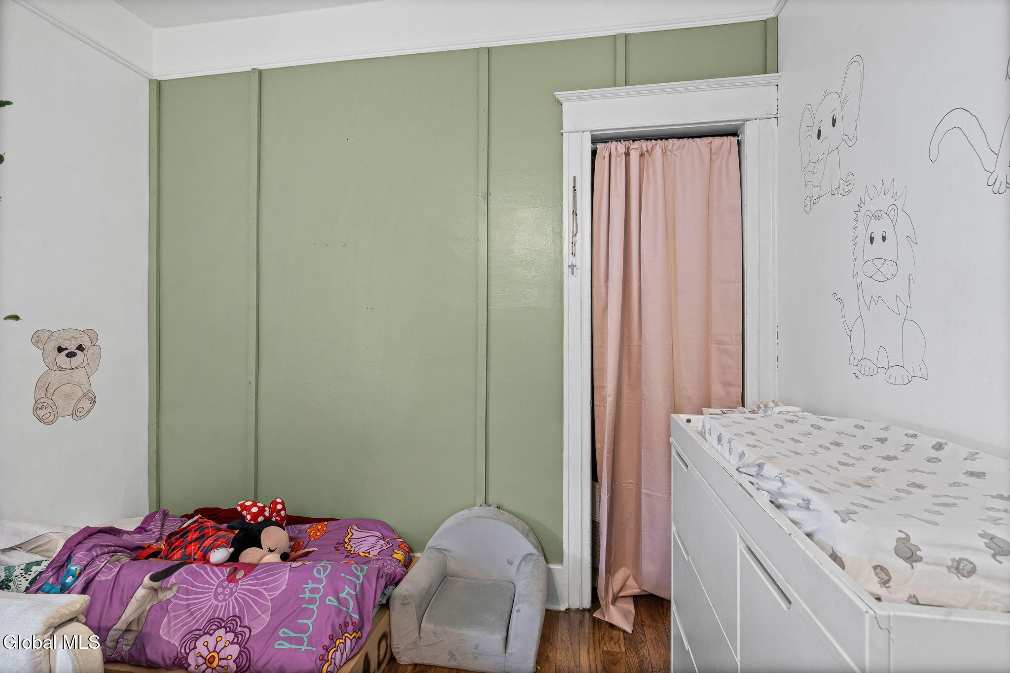 11 Young Avenue Amsterdam NY 12010