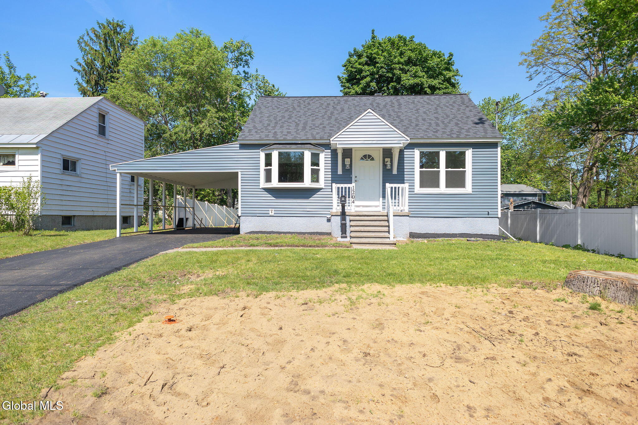 1204 Hemlock Street Schenectady NY 12306