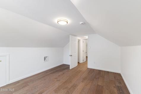 1204 Hemlock Street Schenectady NY 12306