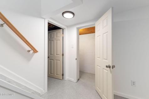 1204 Hemlock Street Schenectady NY 12306