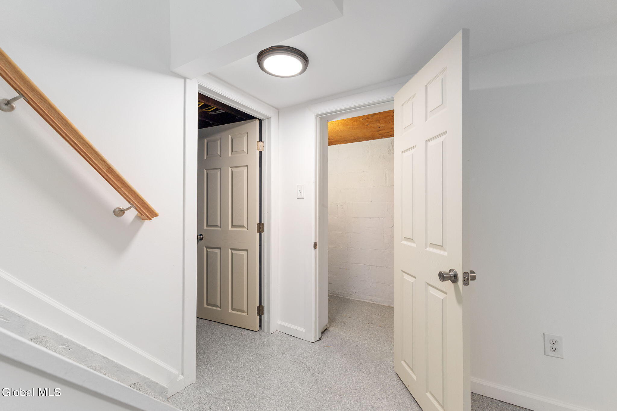 1204 Hemlock Street Schenectady NY 12306