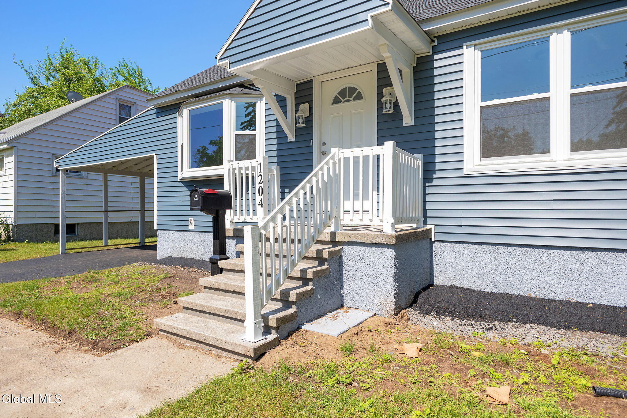 1204 Hemlock Street Schenectady NY 12306
