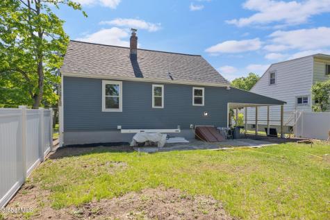 1204 Hemlock Street Schenectady NY 12306