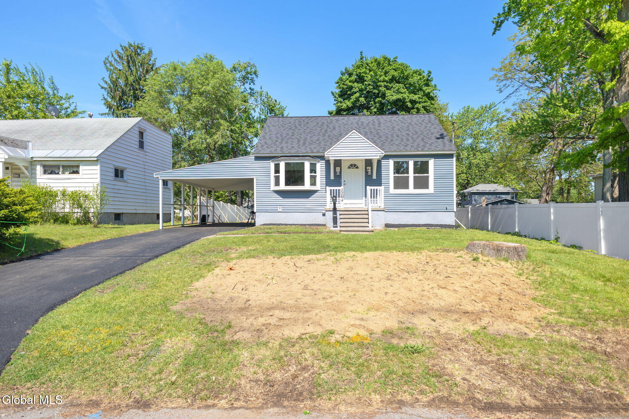 1204 Hemlock Street Schenectady NY 12306